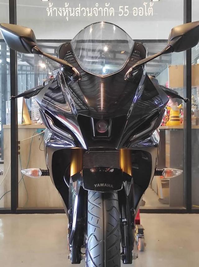 Yamaha R15 สีดำ 7