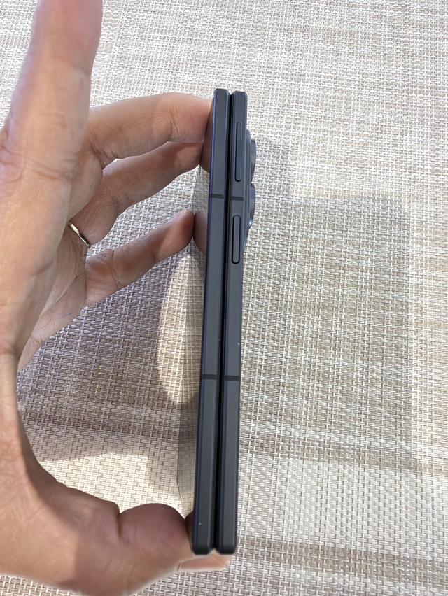 Samsung Fold 8 ครบกล่อง รูปที่ 5