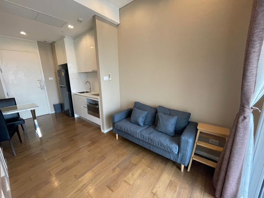 The saint residences ตึก B 35.7 ตร.ม. ชั้น 38 ห้องมุม 8