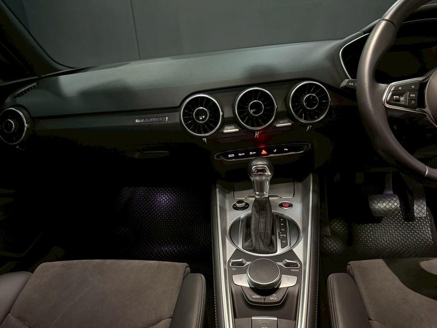 Audi TT Coupe 45 Tfsi Quattro 4WD ปี 2021 วิ่งเพียง 69,xxx โล Minor Change แล้ว หล่อมาก หาอยู่ห้ามพลาดนะคะ 11