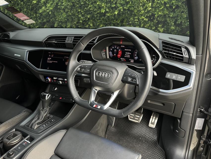 Audi Q3 35 TFSI S Line ปี 2021 14