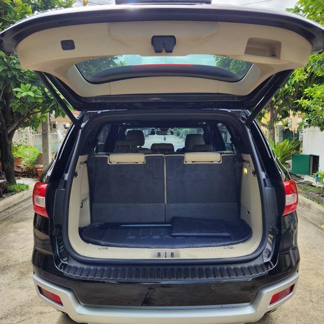 FORD EVEREST 3.2 TITANIUM PLUS AT4WD 7