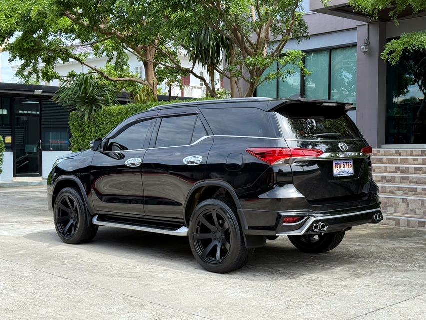 2020 TOYOTA FORTUNER 2.4 V รถสภาพสมบูรณ์ พร้อมใช้งาน รถวิ่งน้อย เข้าศูนย์ทุกระยะ ไม่เคยมีอุบัติเหตุครับ 6