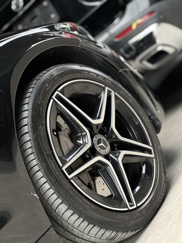 Benz C300e AMG 11