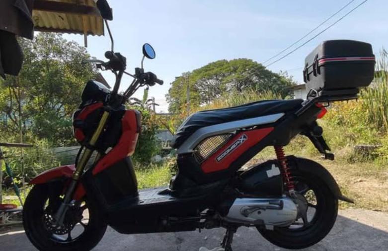 ปล่อยขาย Honda Zoomer X สีแดง 2