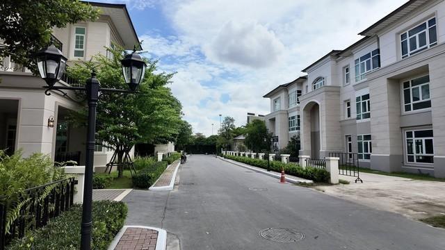 PB5415 ขายบ้านเดี่ยว หมู่บ้าน คริสตัล โซลานา (Crystal Solana) หมู่บ้านหรูระดับ 6 ดาว Super Luxury ถนนเลียบทางด่วนรามอินทรา บ้านใหม่ไม่เคยเข้าอยู่