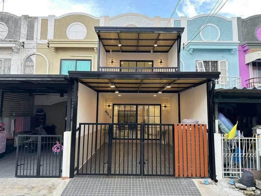 🔥 ทาวน์เฮ้าส์ 2 ห้องนอน บางบัวทอง ราคาเพียง 1.55 ล้าน พร้อมเฟอร์!🏡 หมู่บ้านสิรารมย์ ถนนบ้านกล้วย–ไทรน้อย เนื้อที่ 16 ตร.ว. 17