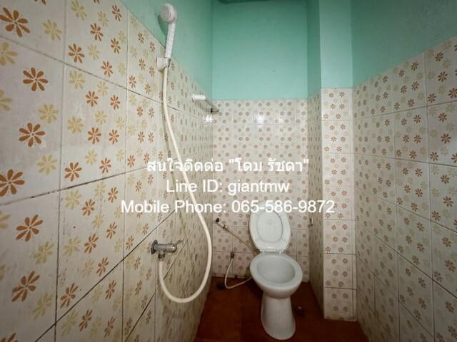 ขายด่วน! อาคารพาณิชย์ ขายตึกแถว 4.5 ชั้น ซอยเพชรเกษม 42 ใกล้ MRT-บางหว้า 8 นอน 4 ห้องน้ำ 3300000 บาท. ใกล้กับ ห่างสถานี 8