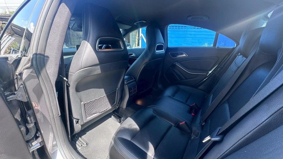 รหัสรถ TPV8822 CLA 200รุ่นย่อย : Urbanปี : 2018 16