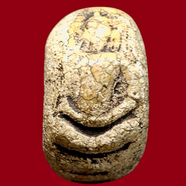 พระสมเด็จ พิมพ์ ขนมเปี๊ยะ เก่าๆ