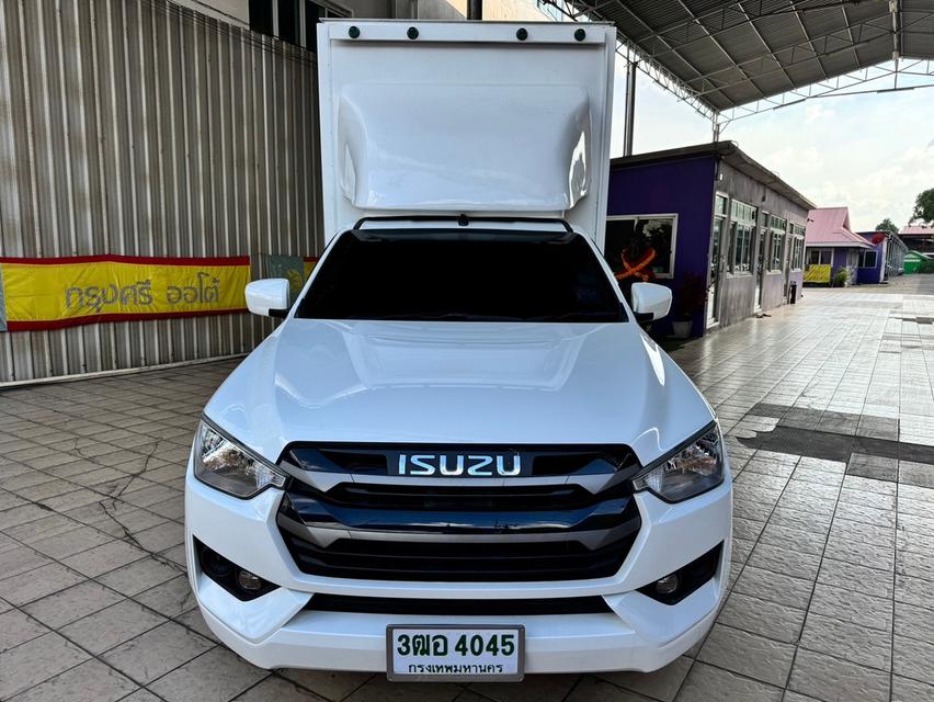 ISUZU D--MAX SPARK 3.0 S MT 2022 2