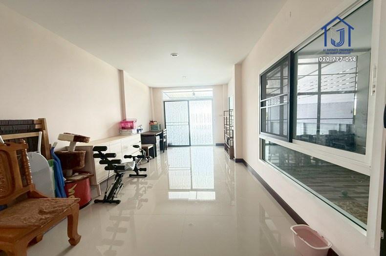 ขายทาวน์โฮม 2ชั้น หมู่บ้านเด่นชัย ประชาอุทิศ 90 ใกล้วงแหวนกาญจนาภิเษก 12