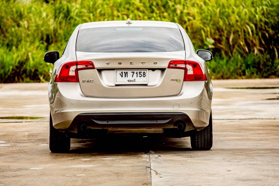 Volvo S60 S ปี 2014 รถสวย สมรรถนะเยี่ยม คุ้มเกินราคา 5