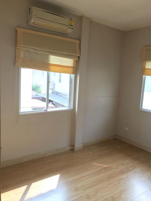 U1186 ให้เช่าบ้านเดี่ยว 2 ชั้นหมู่บ้านสราญสิริ ราชพฤกษ์แจ้งวัฒนะ บ้านอยู่ซอย 8 พร้อมเฟอร์ และ เครื่องใช้ไฟฟ้า จอดรถได้ 2 16