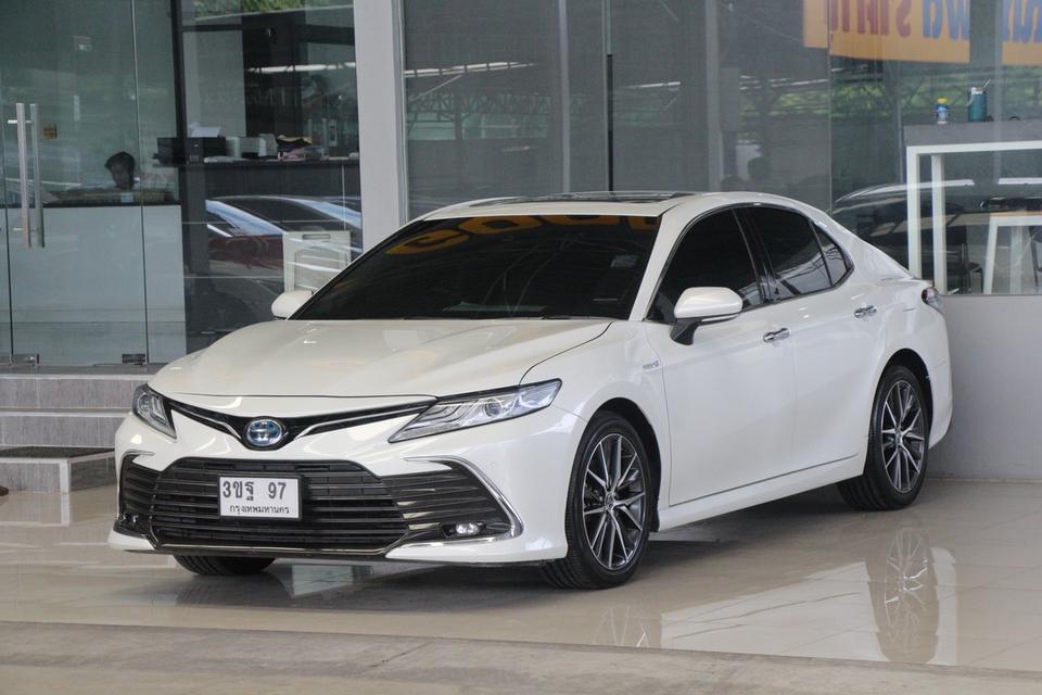 รหัสรถ TKG97 TOYOTA CAMRY 2.5 HYBRID PREMIUM LUXURY ปี 2022