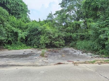 ขาย ที่ดิน FA035 ที่ดิน ราคาถูก ทำเลดี หมอนนาง พนัสนิคม ชลบุรี . 3200 ตรม 4 ไร่ กำแพงล้อมรอบ ห่างถนน 3284 เพียง 500 m 3