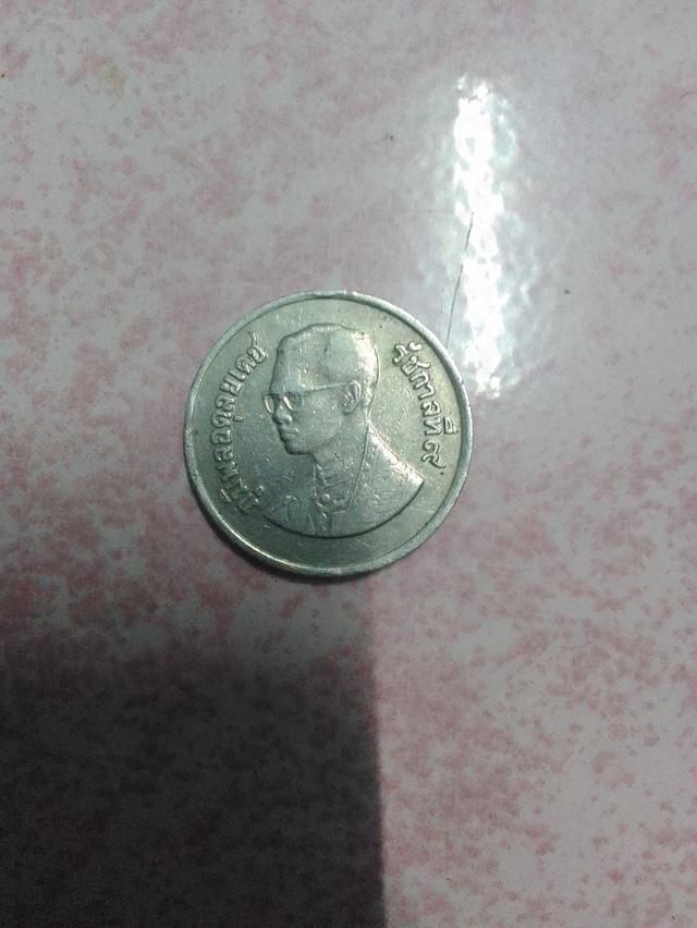 เหรียญ1บาทปีพศ. 2525พระเศียร้ล็ก