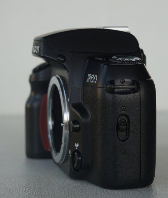 Nikon F60(Black) 2