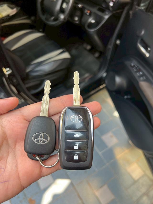 Toyota Sienta 1.5 G  รุ่นรองท๊อป ปี 2018 สีดำ รูปที่ 14