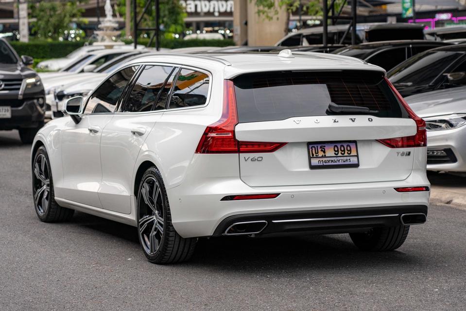 (แจ้งรหัสรถ NP999) 💥 VOLVO V60 T8 TWIN ENGINE AWD 2020 รูปที่ 6