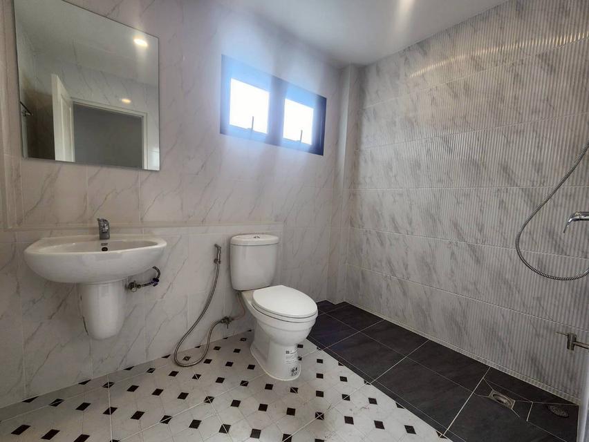 ขายบ้านเดี่ยวมือสองตกแต่งใหม่ โครงการ ธนาสิริ รัตนาธิเบศร์ (Thanasiri Rattanathibet) ใกล้รถไฟฟ้าสายสีม่วงสถานีบางพลู 15