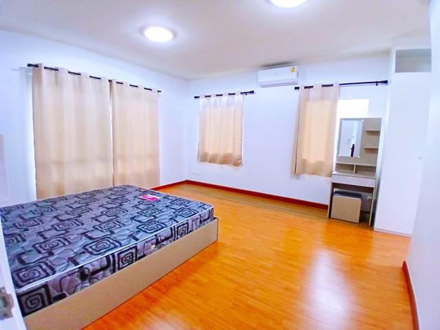 ตลาดมีนบุรี 2.6 กม.รถไฟฟ้าสีชมพู เปิดซิง! คฤหาสน์ บ้านเดี่ยวพร้อมเข้าอยู่ 2ชั้น 100ตรว. แม็คโคร ร่มเกล้า 3.9 กม. 3นอน 3น 3