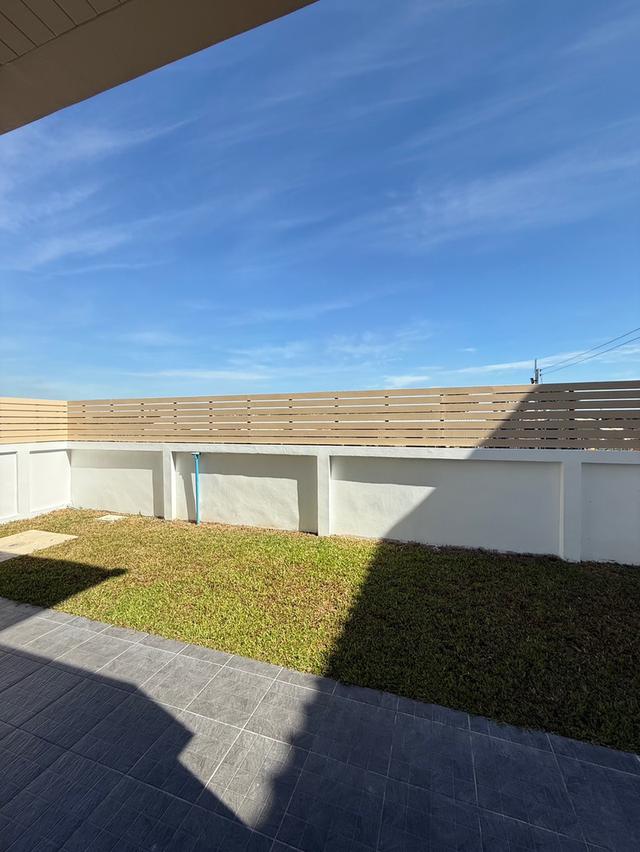 บ้านแฝดพื้นที่ใหญ่ 42.5 ตร.ว. ใกล้เซ็นทรัล–โรจนะ ราคาพิเศษ 2.79 ลบ.* 12