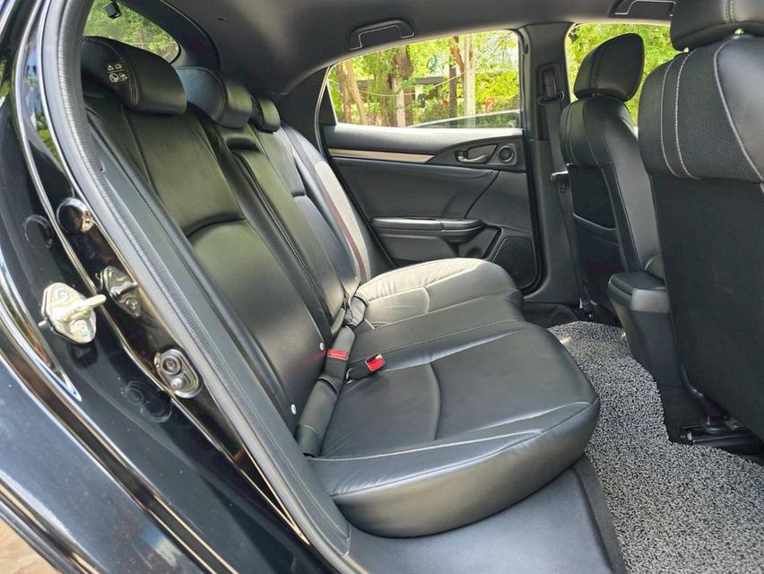 รหัสรถ NKG5232 HONDA CIVIC FK 1.5 EL A/T ปี 2017 12