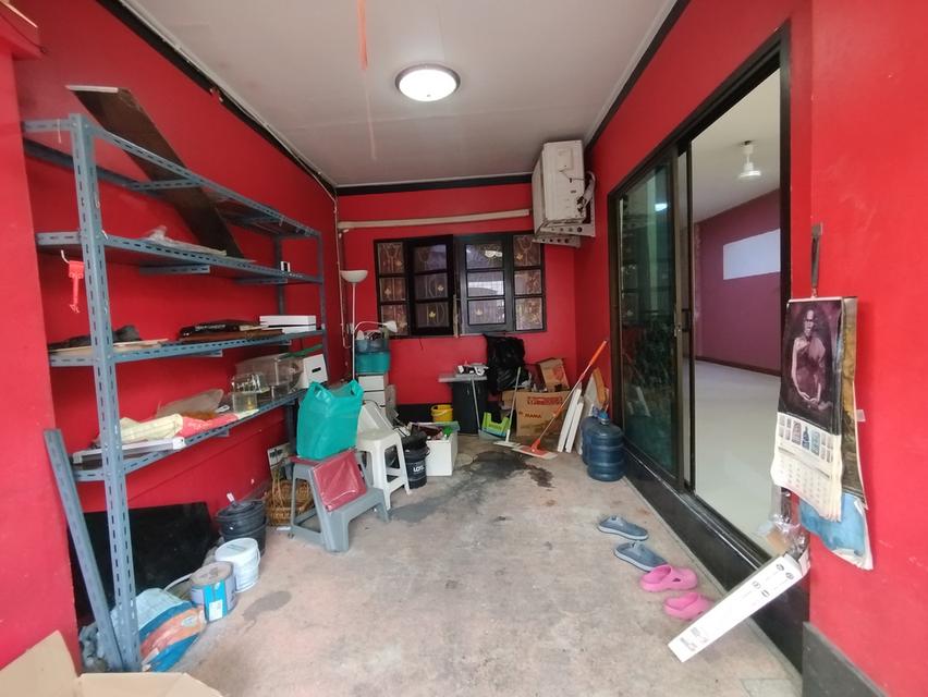 ขายทาวน์เฮ้าส์ หมู่บ้านรติรมย์ 4 ทำเล : มหาสวัสดิ์ - บางกรวย 7