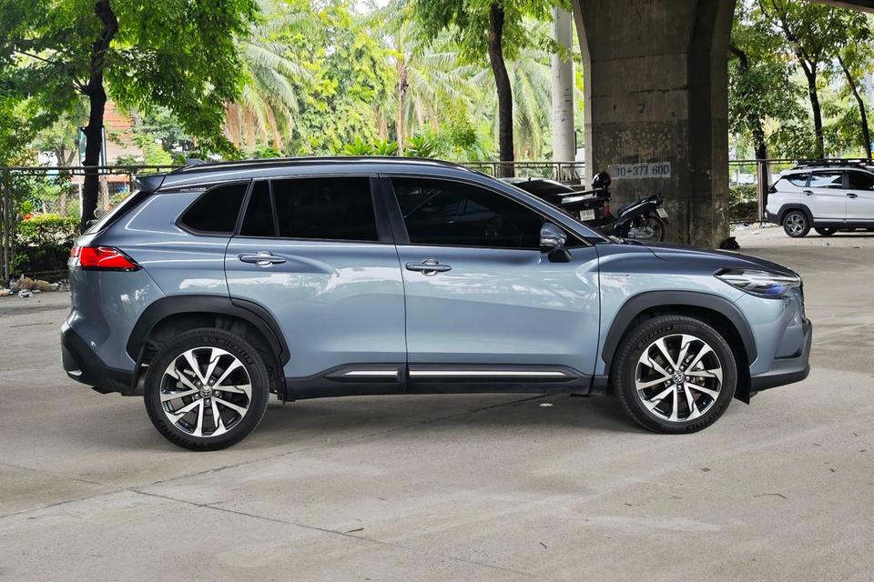 2021 Toyota Corolla CROSS 1.8 HYBRID PREMIUM SAFETY AT รถสวย มือเดียวป้ายแดง ไมล์น้อย รูปย่อยที่ 4
