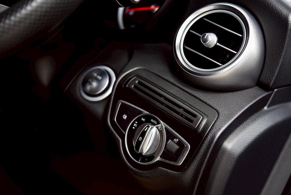 รหัสรถ CBL7388 Mercedes-Benz C250 Coupe 2.0 Edition1 AT 2017 17