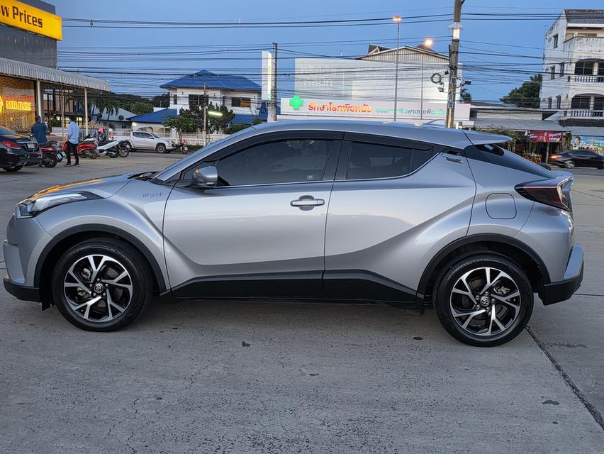ขายรถยนต์ มือสอง CHR 1.8 Hybrid 2019 5