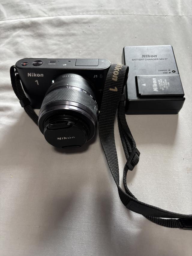 กล้องถ่ายรูป Nikon J1มือสองสภาพดี