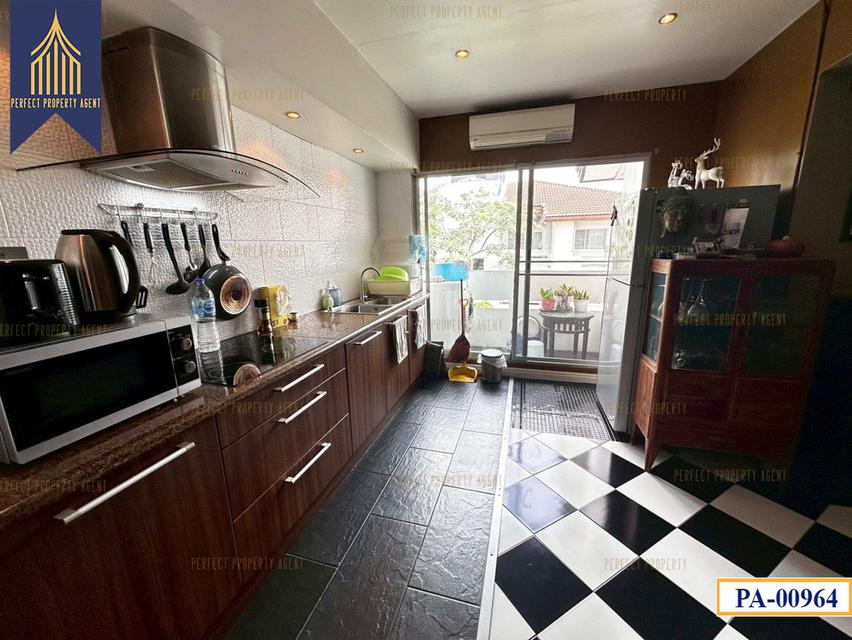 ขาย คอนโด บ้านสวนธน ห้องใหญ่ พร้อมเฟอร์ ศรีนครินทร์ 9