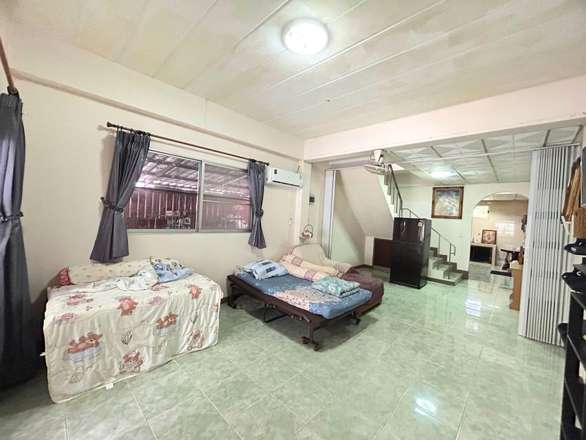 ขายทาวน์เฮาส์พร้อมที่ดิน หมู่บ้านบดิพัฒน์ 2 แพรกษา ขนาด 42.3 ตร.ว. ใกล้รถไฟฟ้า BTS มีพื้นที่ใช้สอย ใกล้นิคม ใกล้โรงเรียน 8