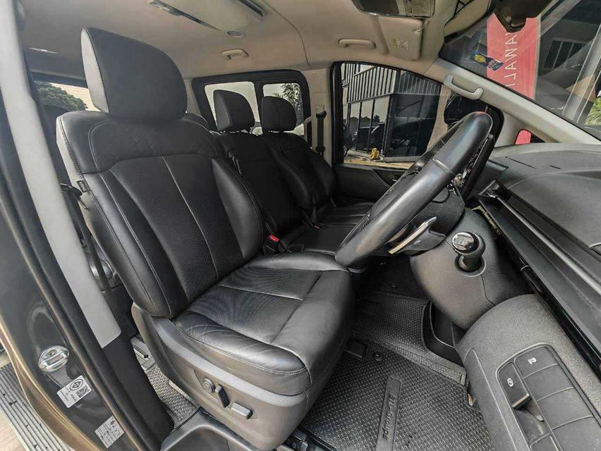 2023 HYUNDAI STARIA  2.2 SEL รูปที่ 13