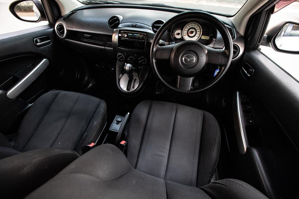 Mazda 2 1.5 Groove Sport ปี 2012 สีเทา มือเดียวป้ายแดง 15