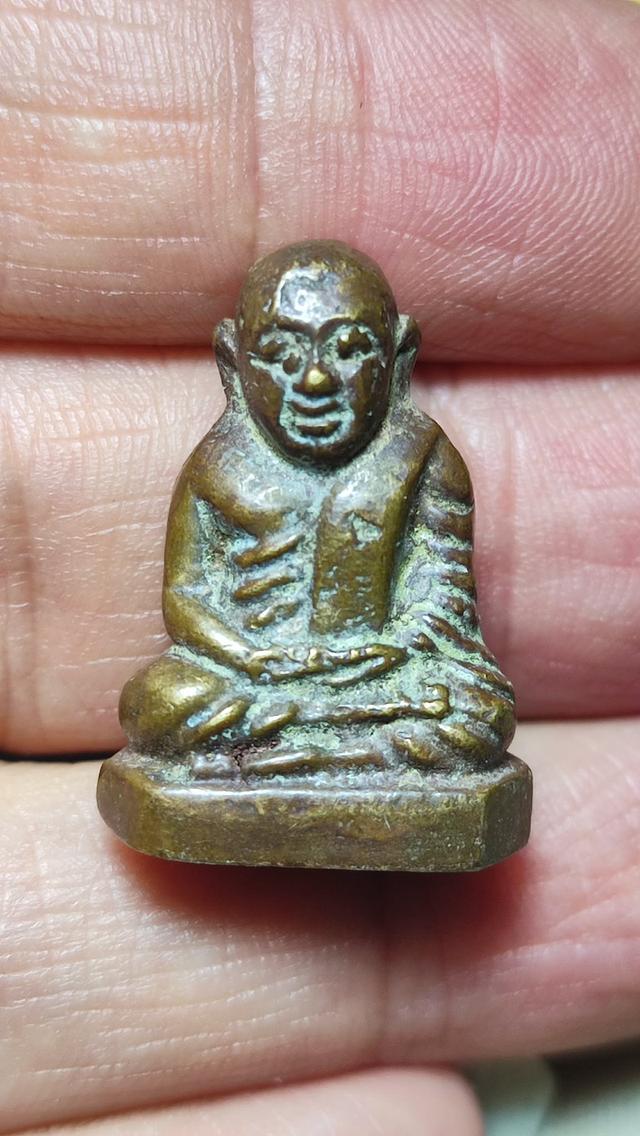 หลวงพ่อเงิน ปี 15 วัดท่าบัวทองพิจิตร