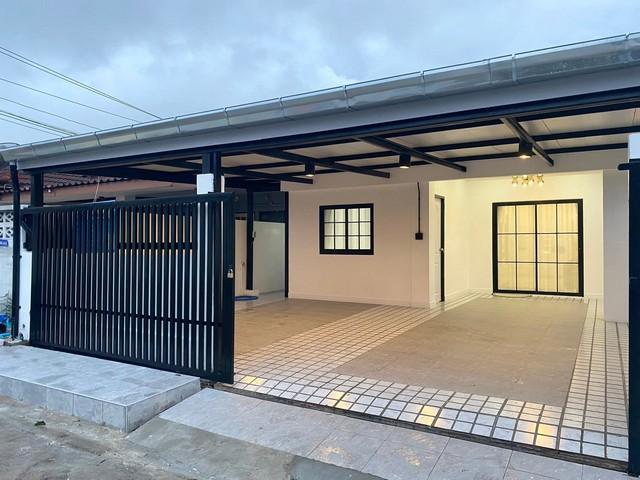 บ้านเดี่ยว รีโนเวทใหม่ทั้งหลัง ทำเลดี พร้อมเข้าอยู่ ซอยเนินพลับหวาน หมู่บ้านพัทยารุ่งเรือง 1