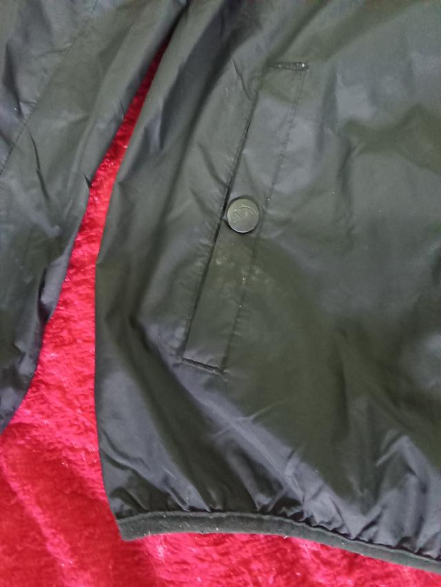 ellesse เสื้อคลุมมือสองนำเข้า รูปที่ 5