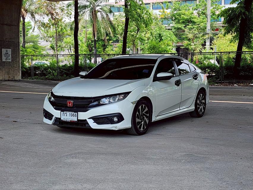 ขายรถ Honda Civic FC 1.8EL ปี 2018 สีขาว เกียร์ออโต้