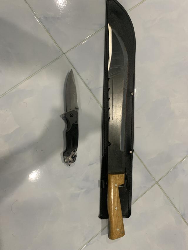 มีดเดินป่า และมีดพับแบบพกพ่ รูปที่ 2