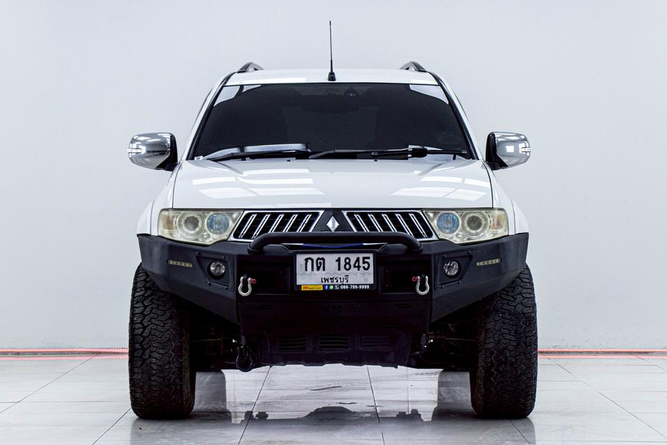 MITSUBISHI PAJERO 2.5 GT 2WD 2012