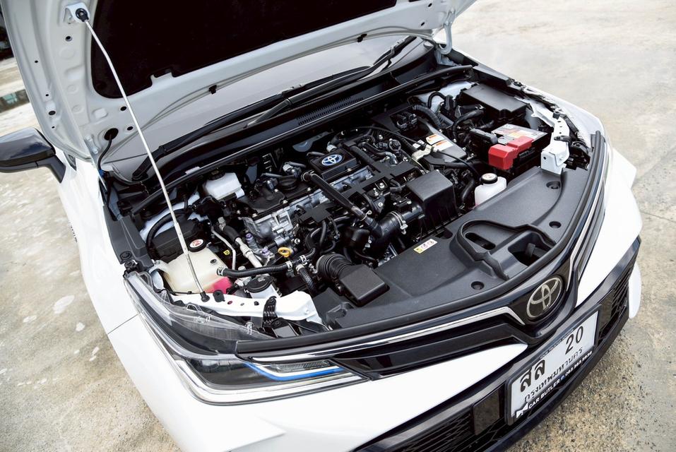 TOYOTA Corolla Altis 1.8 Hybrid GR Sport AT 2022 ไมล์ 41,xxx km.  6
