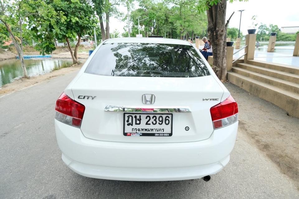 Honda City ปี 2010 สีขาว 3