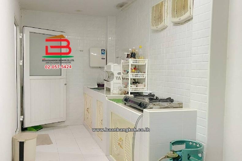 ทาวน์เฮาส์ หมู่บ้านบุณฑริก นิวสไตล์ เนื้อที่ 35.3 ตร.ว ใกล้ตลาดกลางลาดสวาย ตำบลลาดสวาย อำเภอลำลูกกา ปทุมธานี 4
