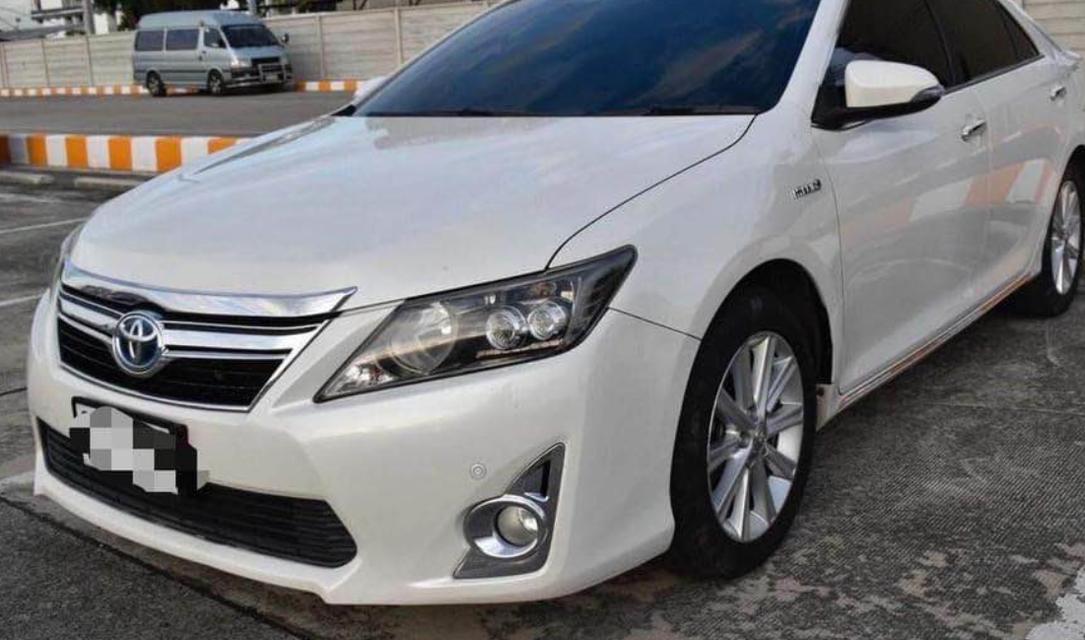 Toyota Camry ปี 2014 สีขาว 7