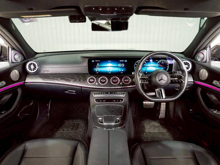 Mercedes-Benz E300e Plug-in Hybrid AMG 2021 จด 2023 20