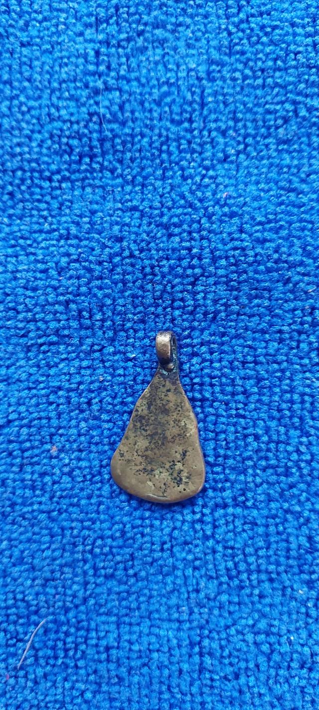 เหรียญจอบเล็กหลวงพ่อเพชร พิจิตร รูปที่ 3