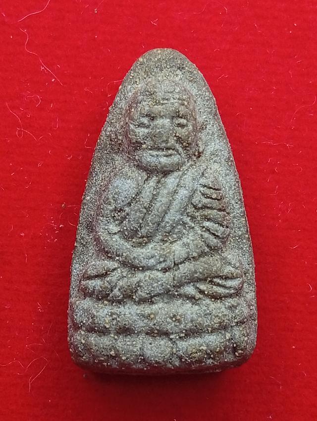 หลวงปู่ทวดเนื้อว่าน วัดนาเกตุ ปี48